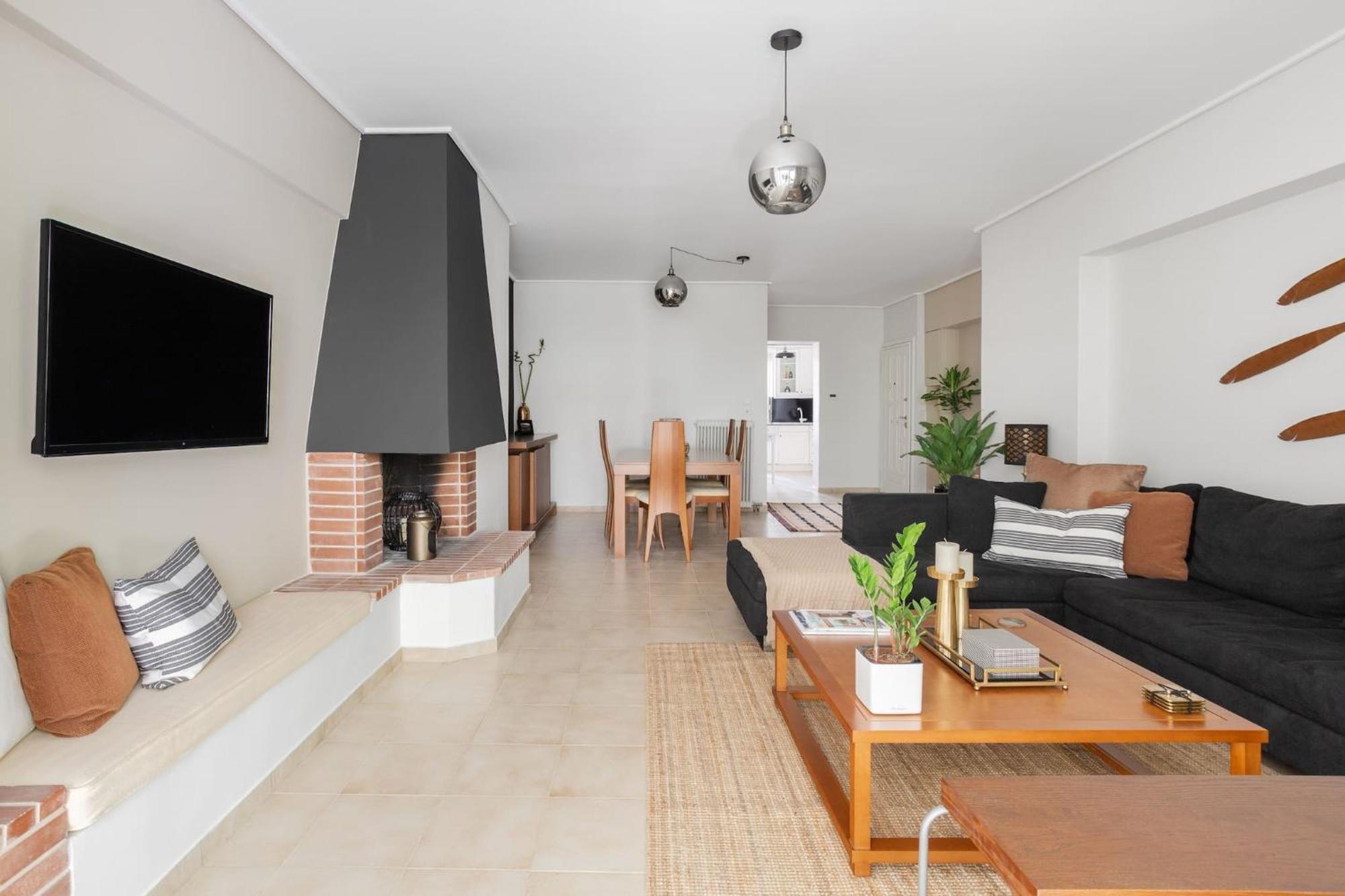 Fresh Detailed Stylish Apartment At Acropolis Атина Екстериор снимка